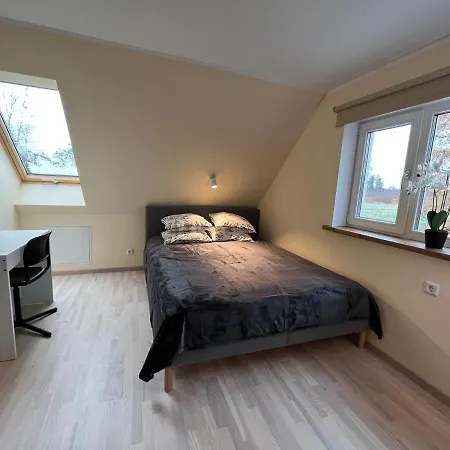 Jõesuu Saunamaja * Valga